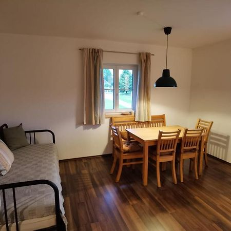 Niedergerner Alpaka Ranch Lejlighed Haiming Eksteriør billede